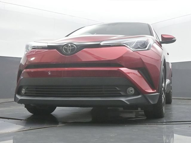 Used 2018 Toyota C-HR XLE FWD image 42