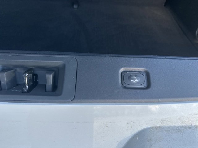 Used 2025 Ford Expedition Max Platinum w/ Driver's Package image 32