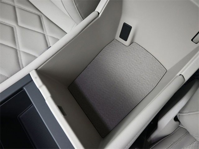 New 2026 Volkswagen Atlas SE image 9