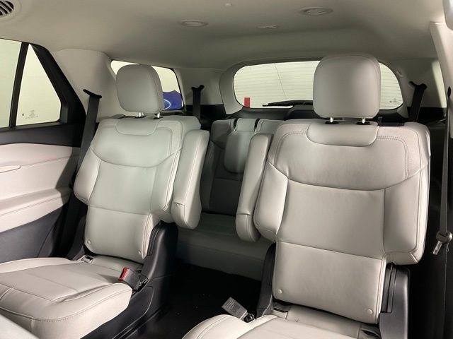 New 2026 Ford Explorer Active w/ Active Comfort Package image 16