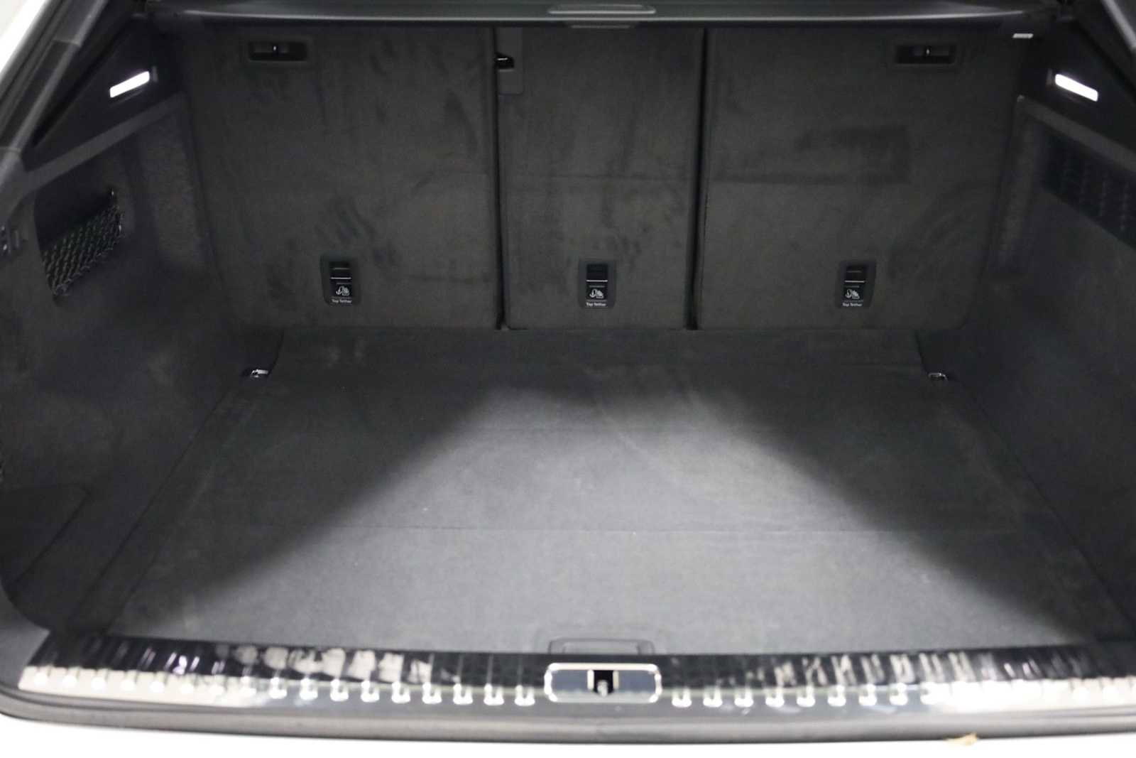 New 2026 Audi RS Q8 performance image 8