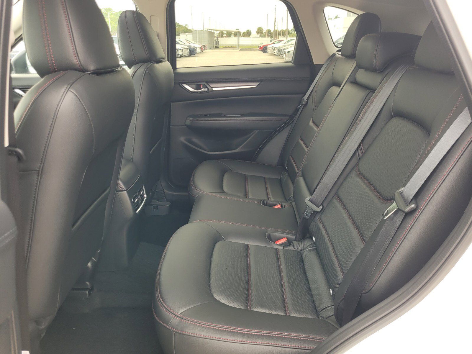 New 2025 MAZDA CX-5 Carbon Edition image 6