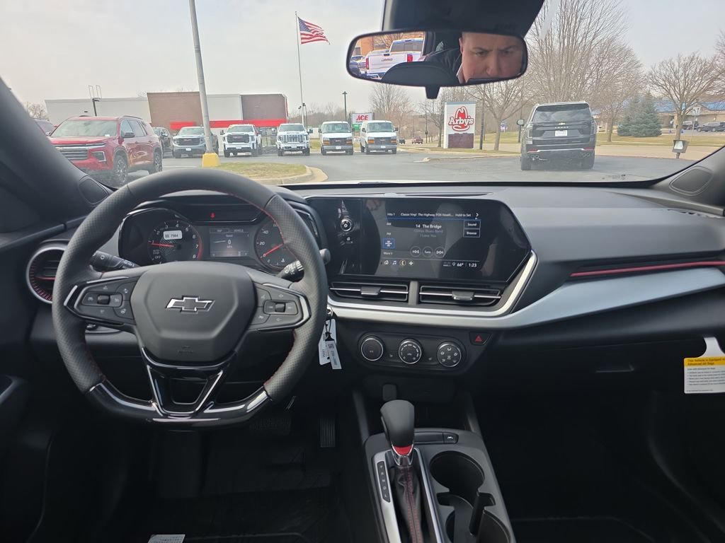 New 2026 Chevrolet Trax RS w/ Sunroof Package image 14