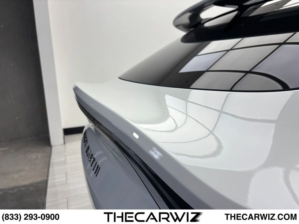 Used 2021 Aston Martin DBX AWD/4WD image 31