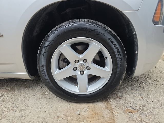 Used 2010 Dodge Charger SXT RWD image 14