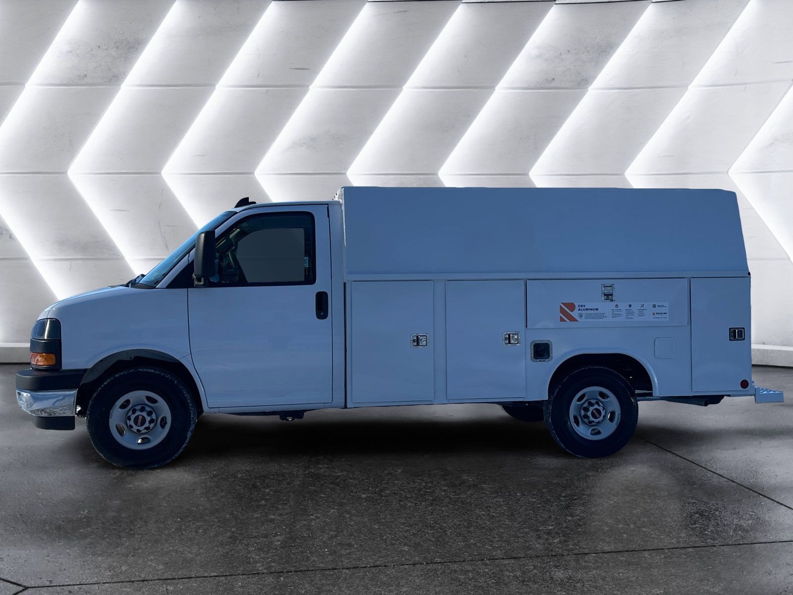 New 2026 GMC Savana 3500 w/ Power Convenience Package RWD image 3