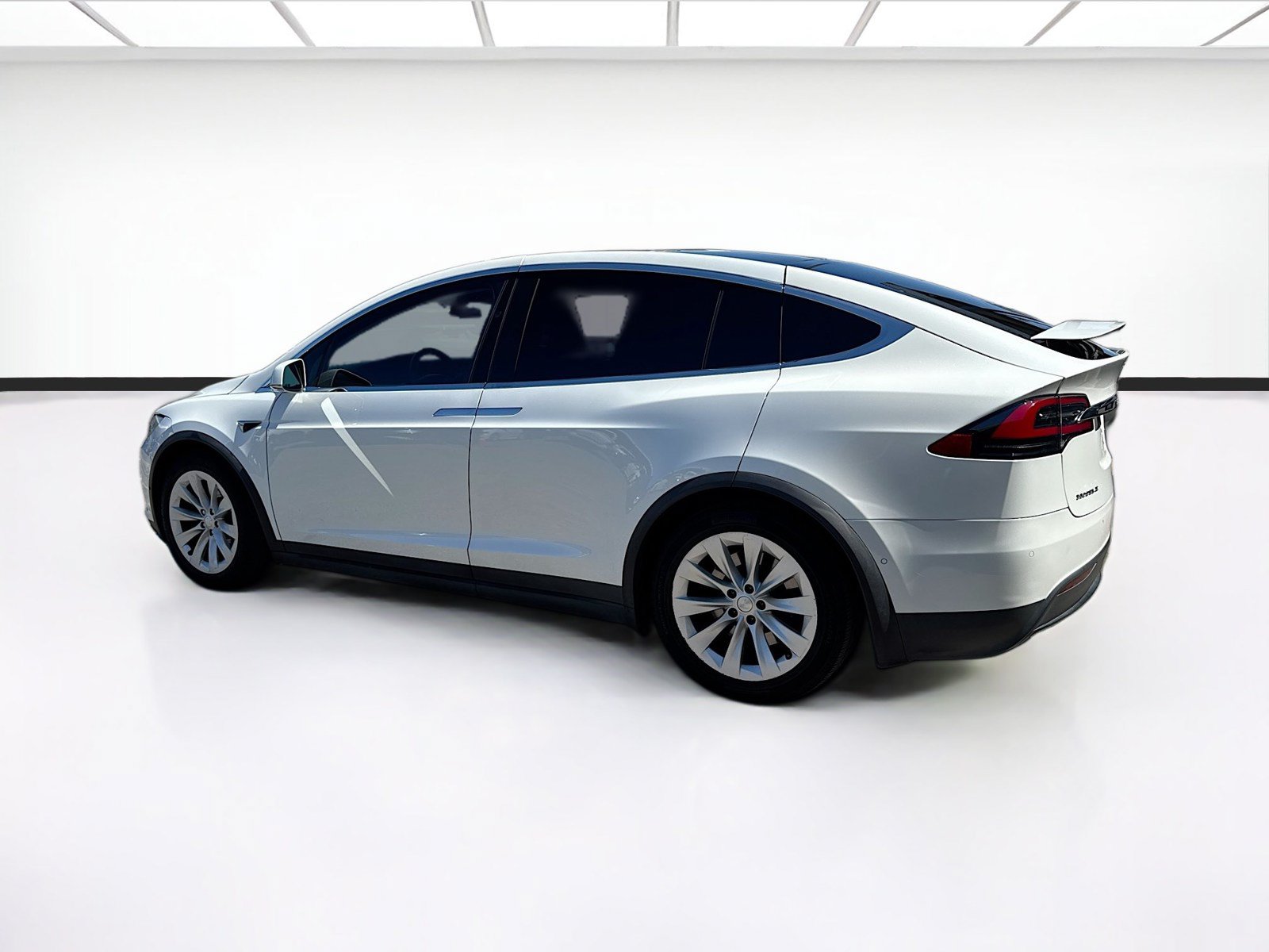 Used 2018 Tesla Model X AWD/4WD image 6
