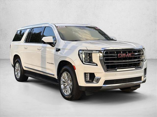 Used 2023 GMC Yukon XL SLT image 3