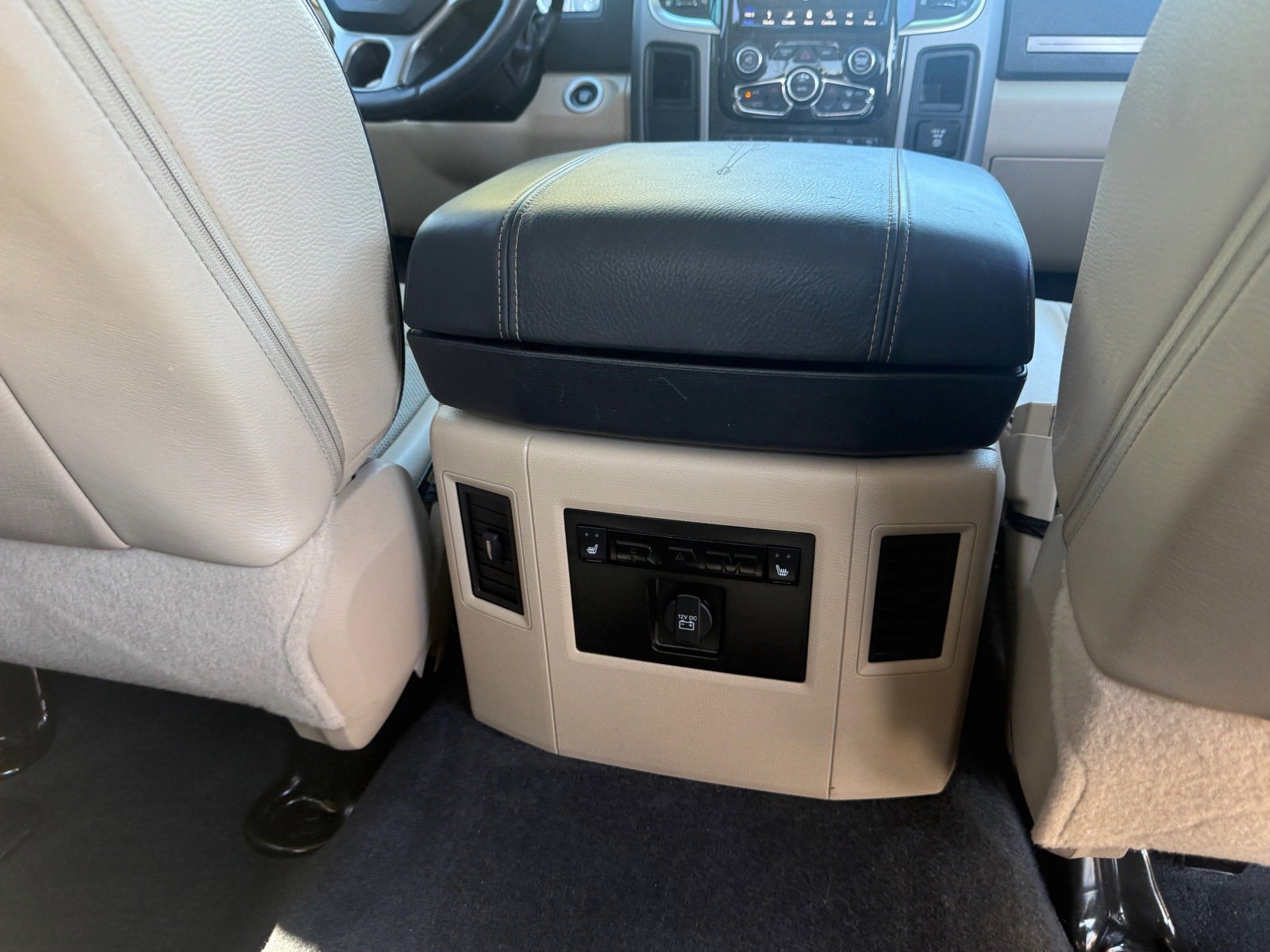 Used 2018 RAM 2500 Limited image 17