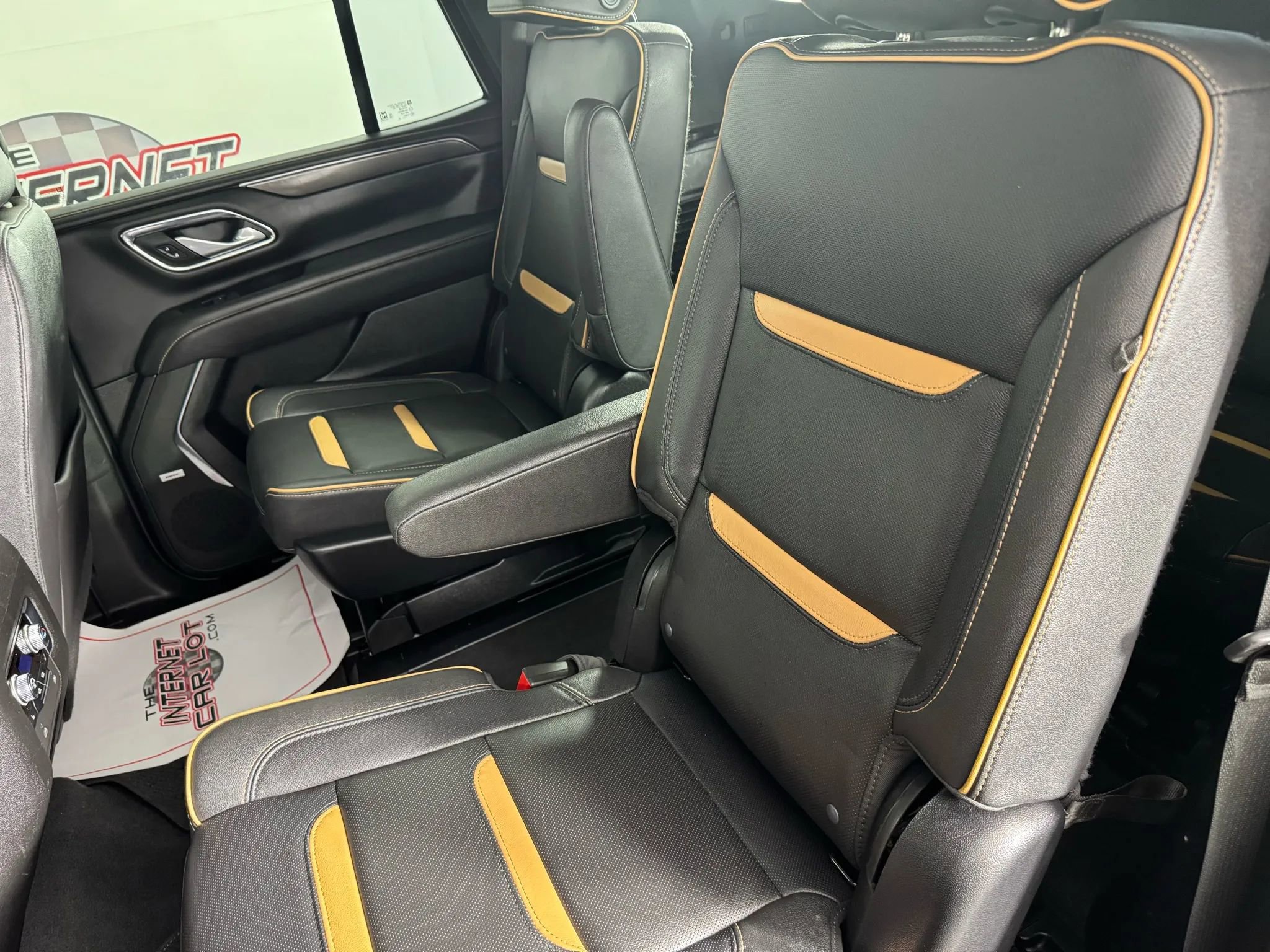 Used 2022 GMC Yukon AT4 image 39