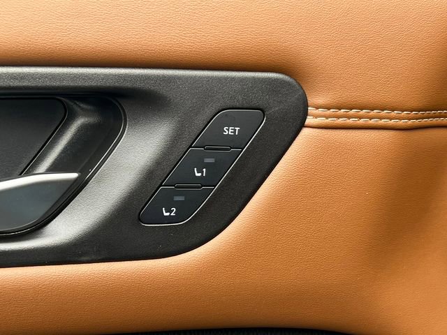 New 2026 Nissan Pathfinder Platinum image 18