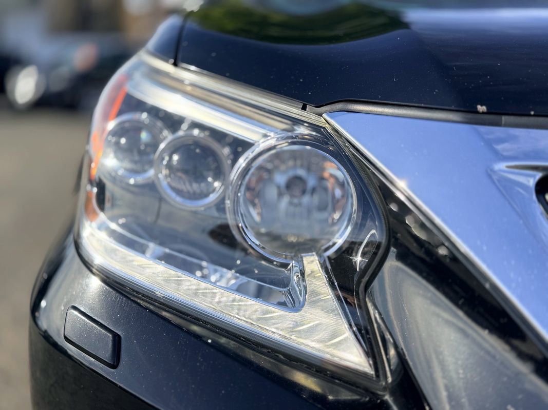 Used 2017 Lexus GX 460 image 9