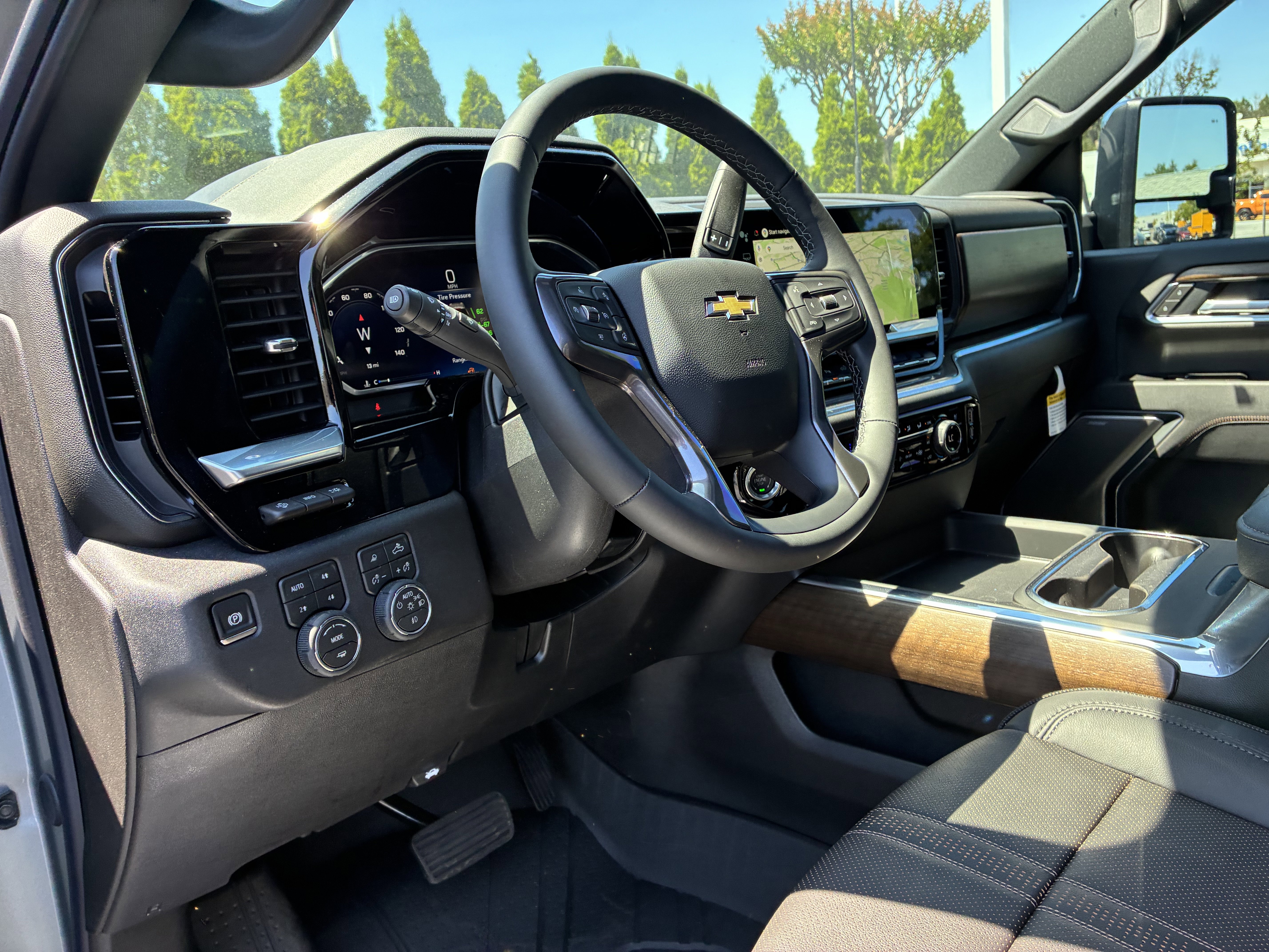 New 2026 Chevrolet Silverado 3500 High Country w/ High Country Premium Package AWD/4WD image 24