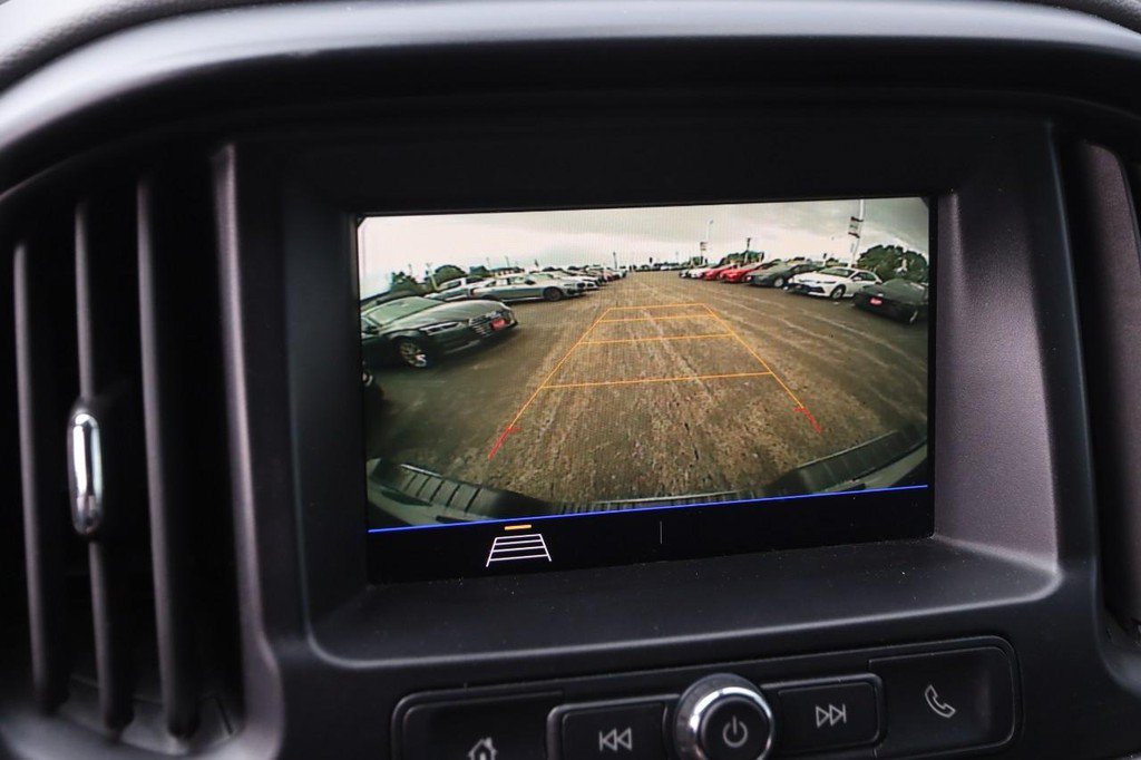 Used 2022 Chevrolet Colorado W/T RWD image 14