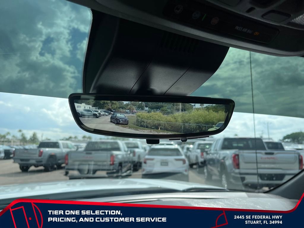 Used 2024 GMC Sierra 1500 Denali w/ Technology Package AWD/4WD image 34