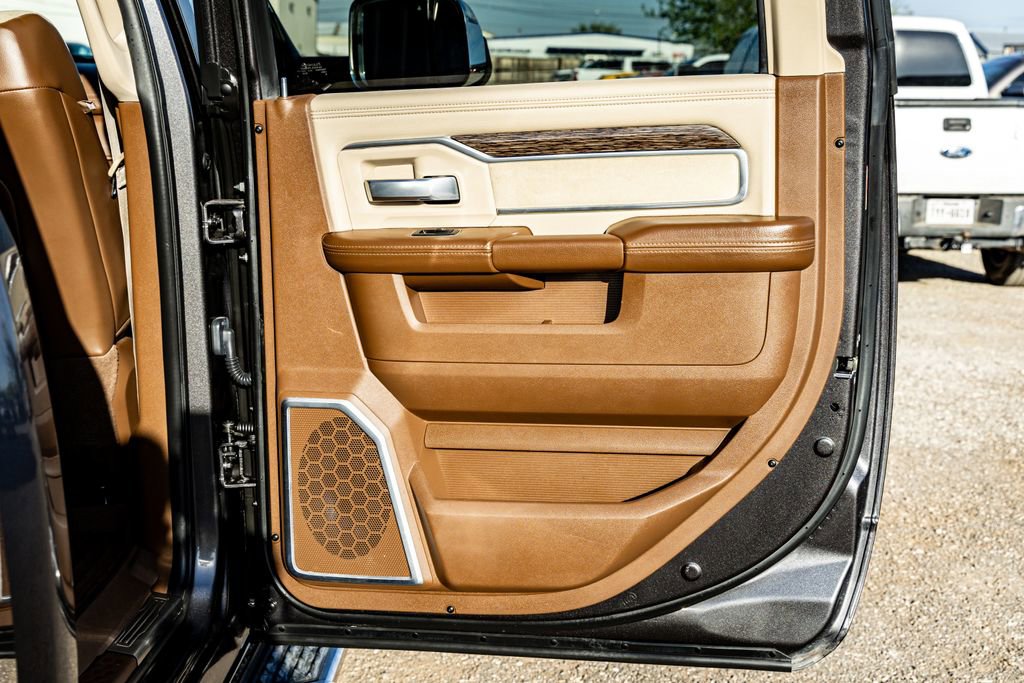 Used 2020 RAM 3500 Laramie image 22