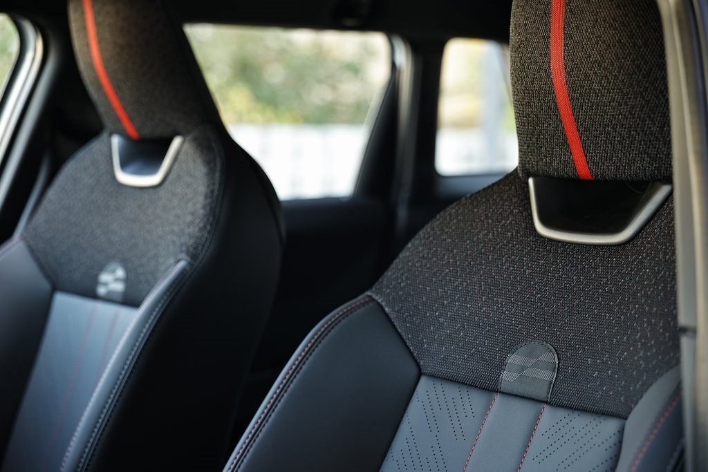 New 2026 MINI Cooper S image 21