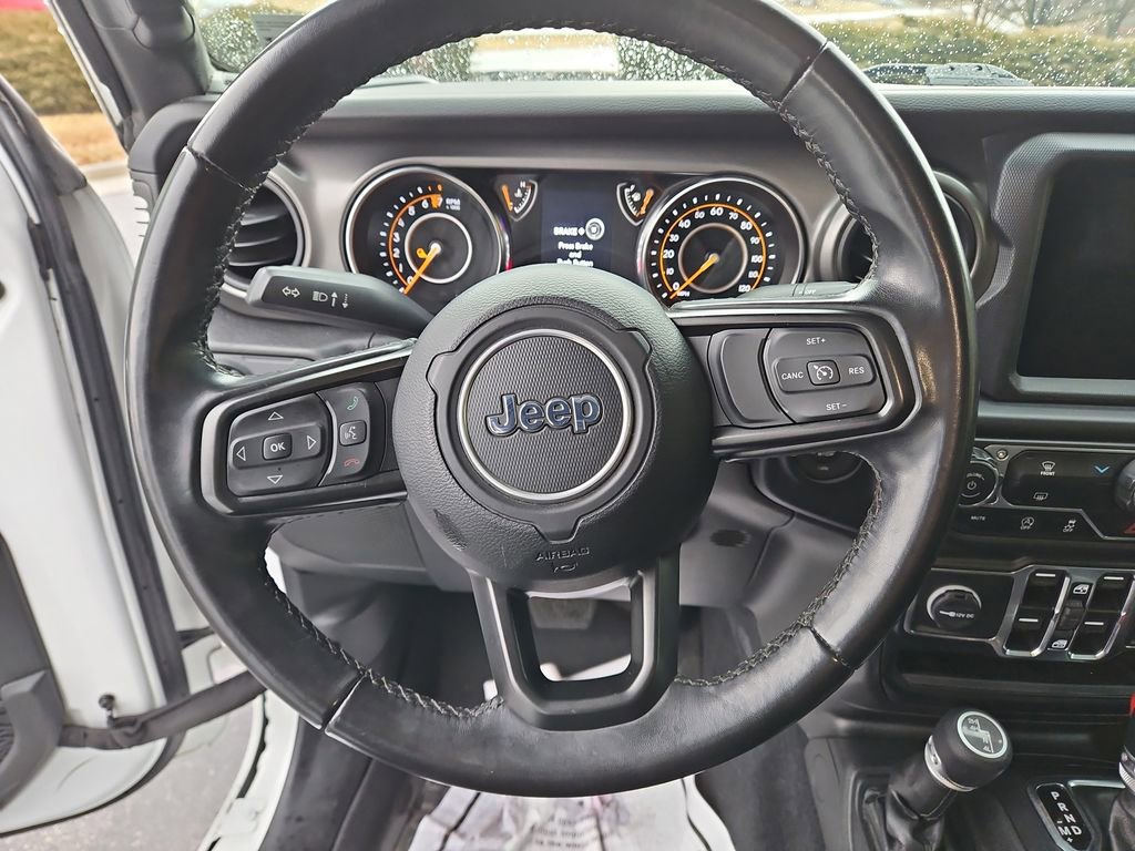 Used 2022 Jeep Gladiator Sport image 15