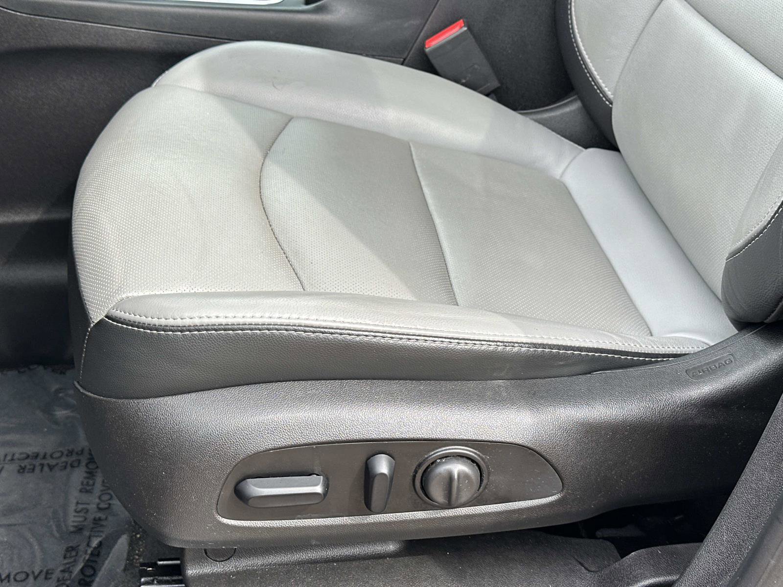 Certified 2018 Chevrolet Equinox Premier image 17