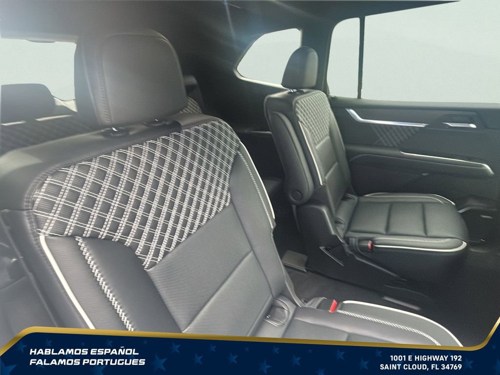 New 2026 GMC Acadia Denali w/ Super Cruise Package FWD image 30