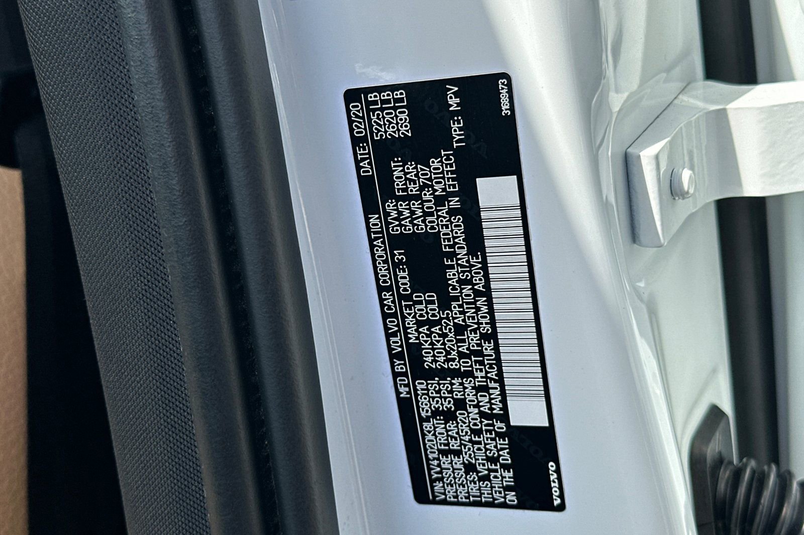 Used 2020 Volvo XC60 T5 Momentum w/ Protection Package Premier FWD image 28