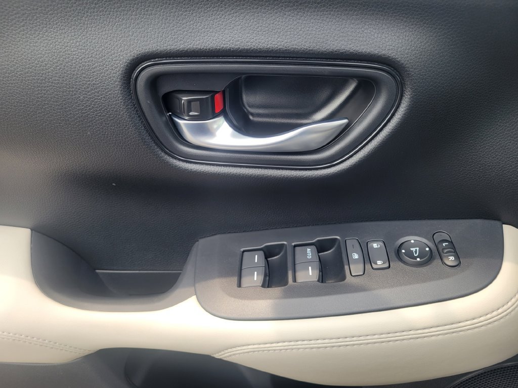 New 2027 Honda HR-V LX image 13