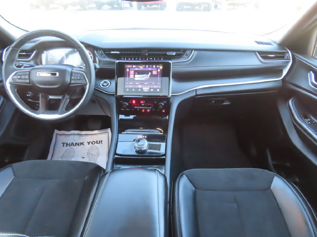 Used 2023 Jeep Grand Cherokee L Laredo AWD/4WD image 28
