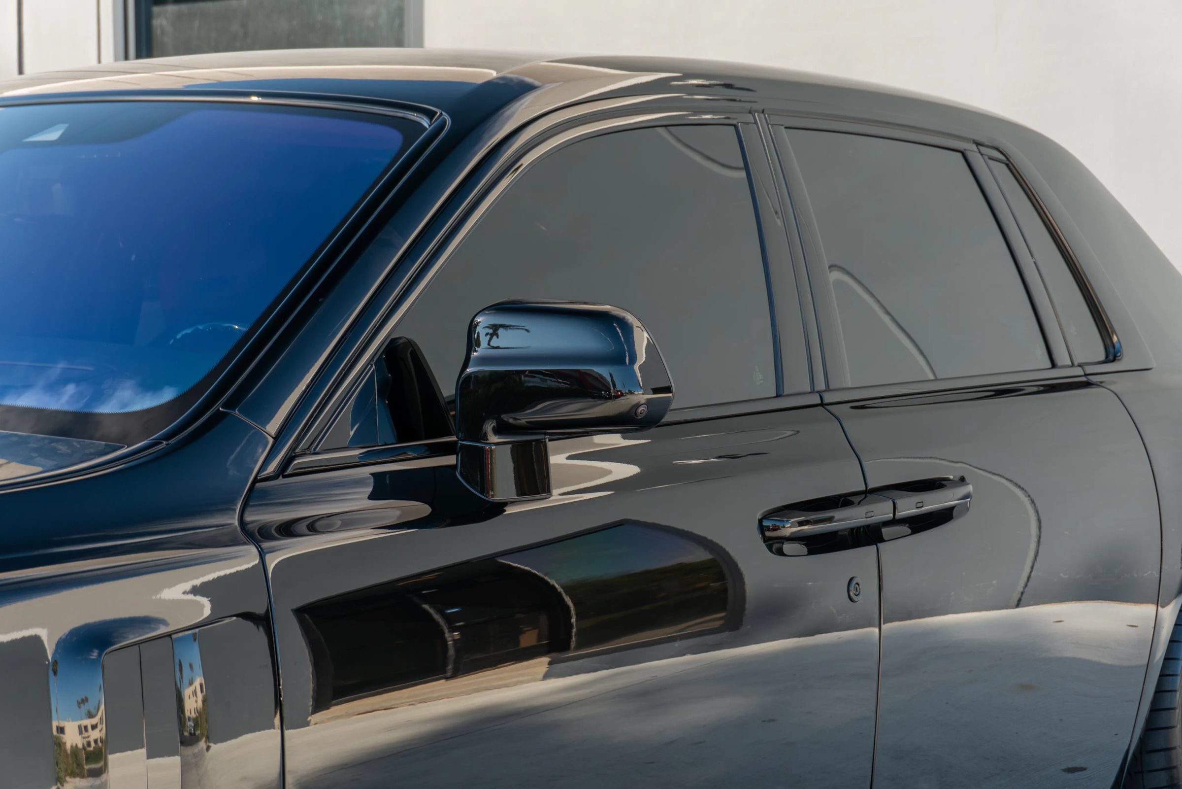 Used 2024 Rolls-Royce Phantom Sedan w/ The Phantom Package RWD image 30