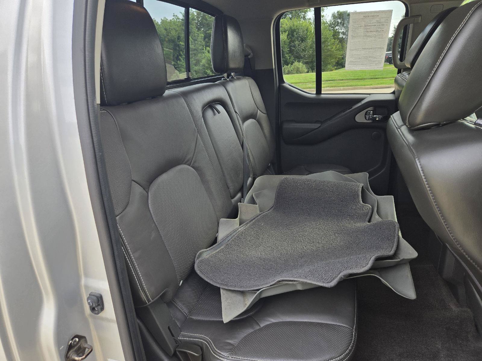 Used 2014 Nissan Frontier PRO-4X w/ Pro-4x Luxury Package AWD/4WD image 29