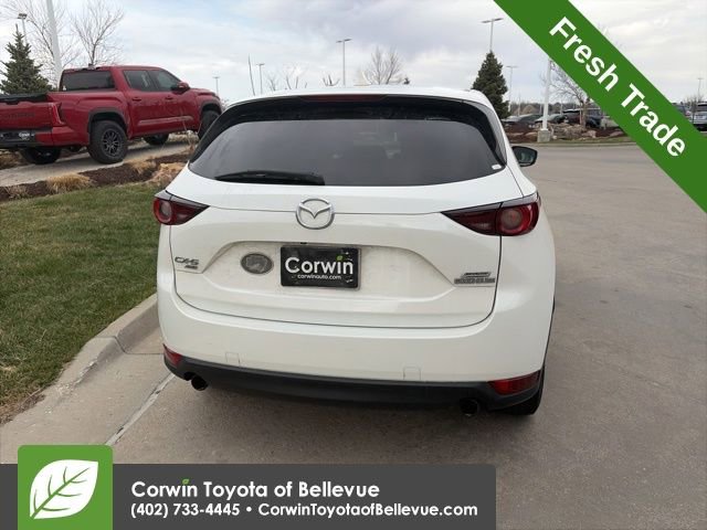 Used 2017 MAZDA CX-5 Touring w/ Preferred Equipment Package AWD/4WD image 5