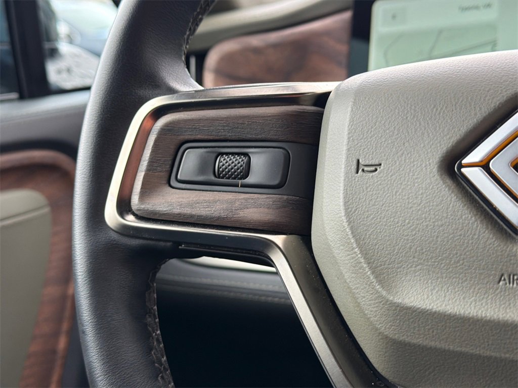 Used 2022 Rivian R1T Adventure image 27