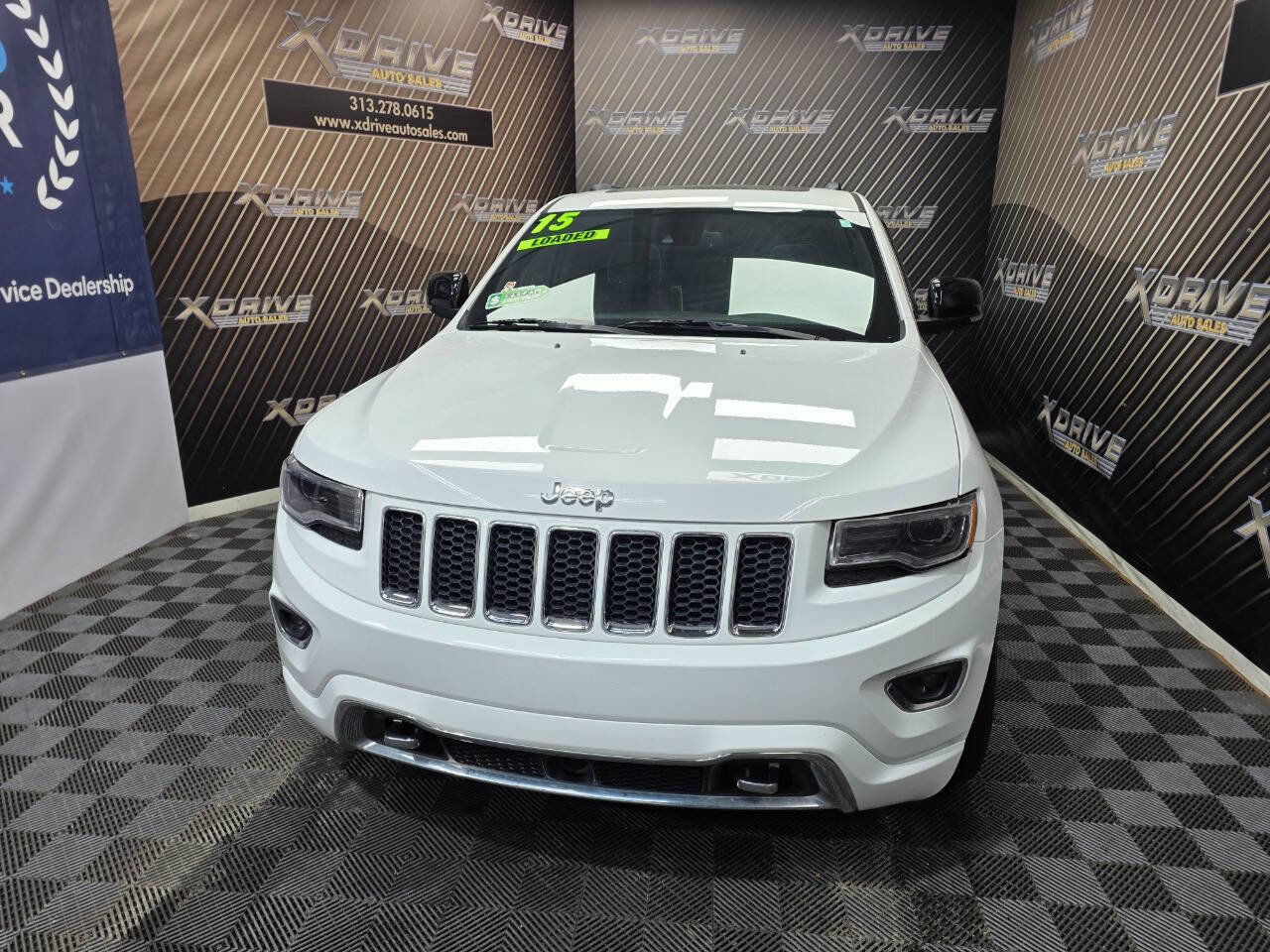 Used 2015 Jeep Grand Cherokee Overland w/ Advanced Technology Group image 3