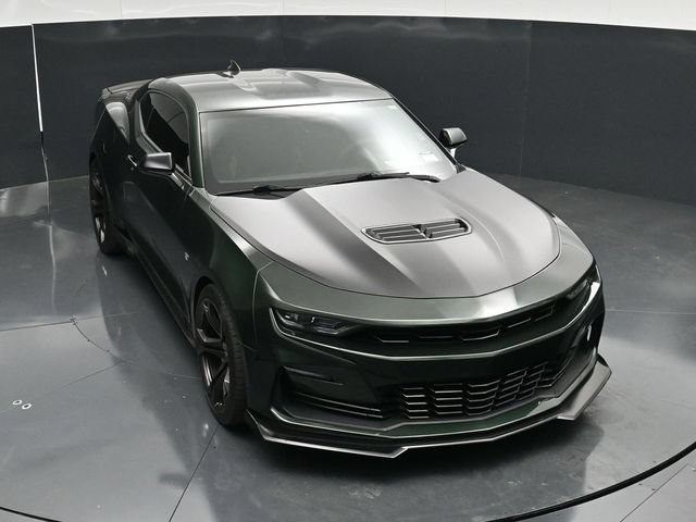 Used 2020 Chevrolet Camaro SS RWD image 48