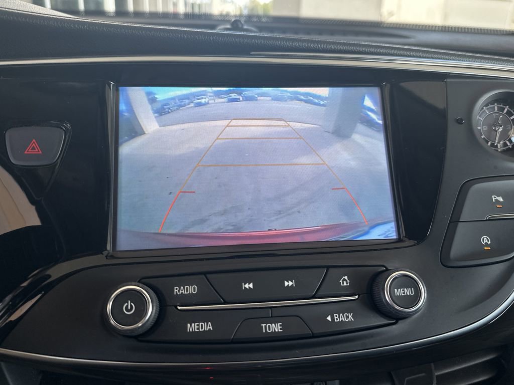 Used 2019 Buick Envision Essence image 27