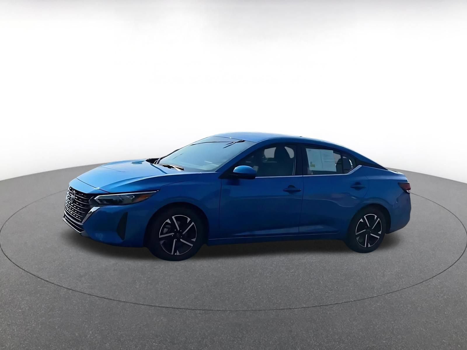 Used 2025 Nissan Sentra SV FWD image 6