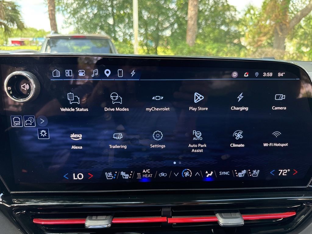Used 2025 Chevrolet Silverado EV RST AWD/4WD image 48