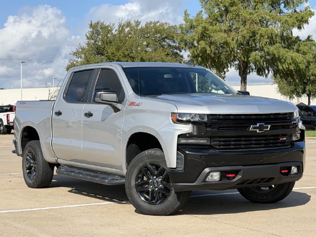 Used 2019 Chevrolet Silverado 1500 LT Trail Boss AWD/4WD image 2