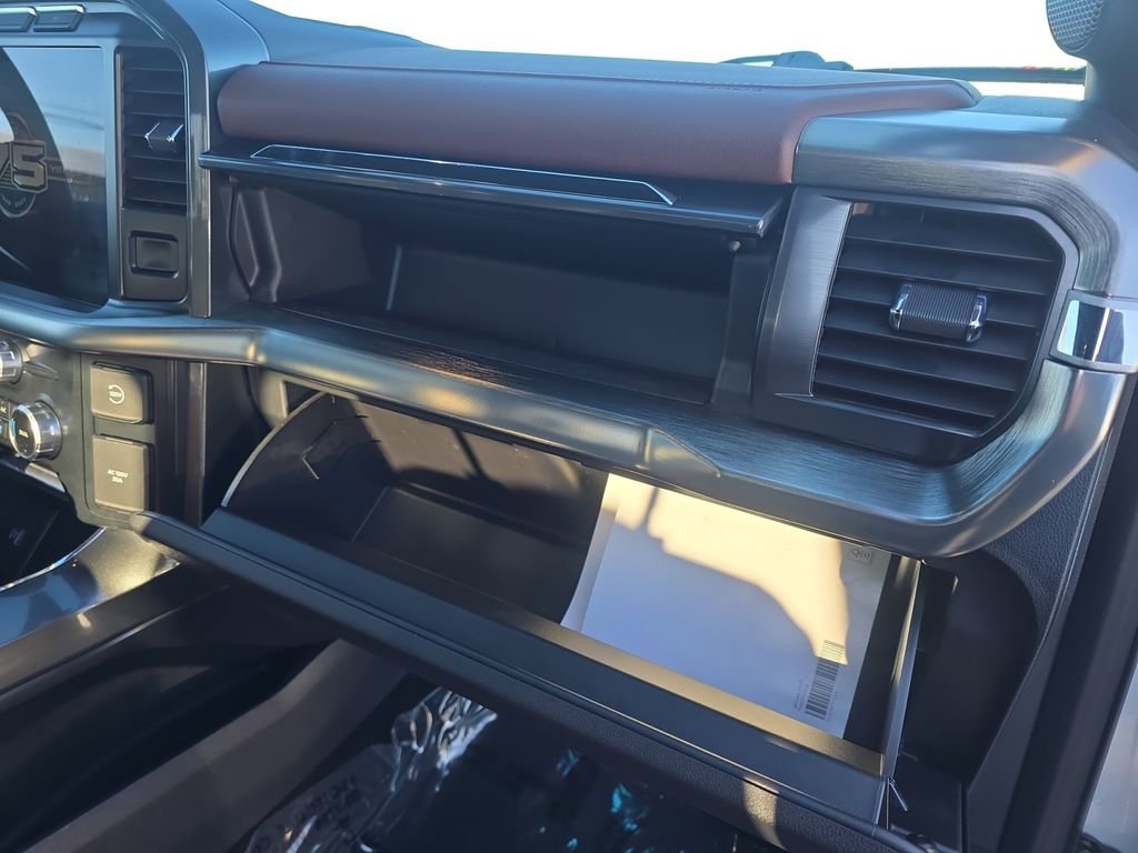 Used 2023 Ford F150 Lariat w/ Max Trailer Tow Package image 18