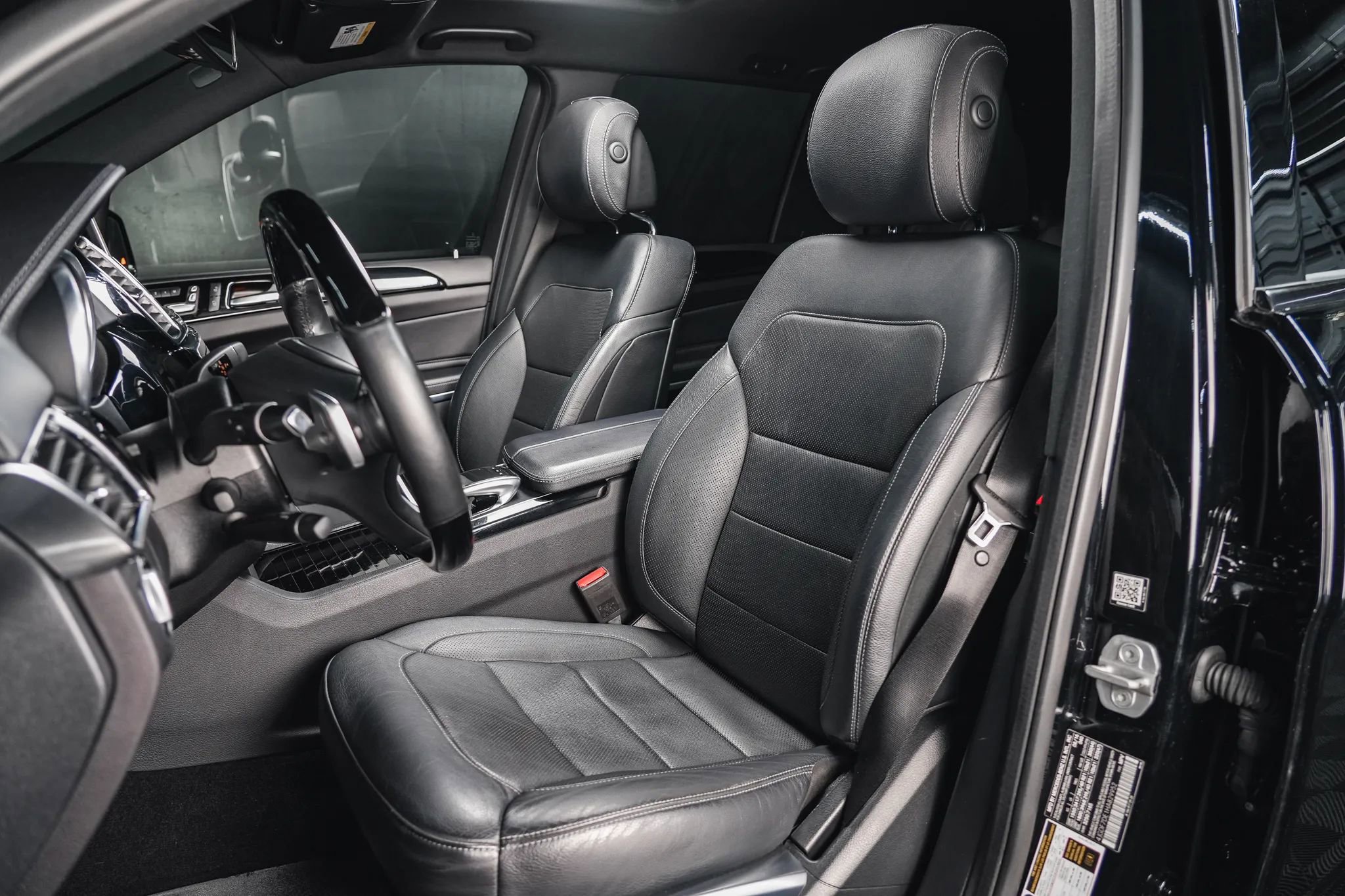 Used 2017 Mercedes-Benz GLS 550 GLS 550 Sport Utility 4D image 37