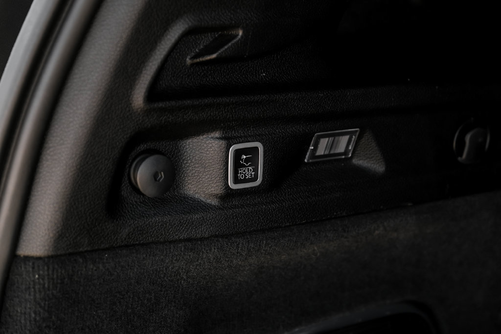 Used 2023 Jeep Grand Cherokee L Overland AWD/4WD image 71
