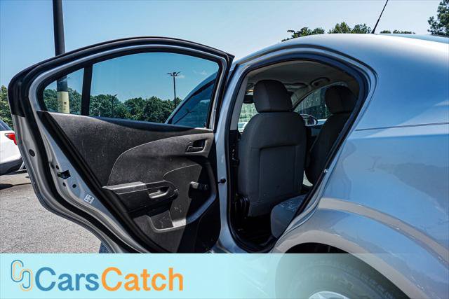 Used 2019 Chevrolet Sonic LS FWD image 32