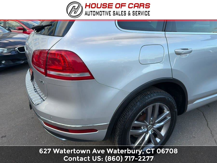 Used 2016 Volkswagen Touareg Sport AWD/4WD image 15