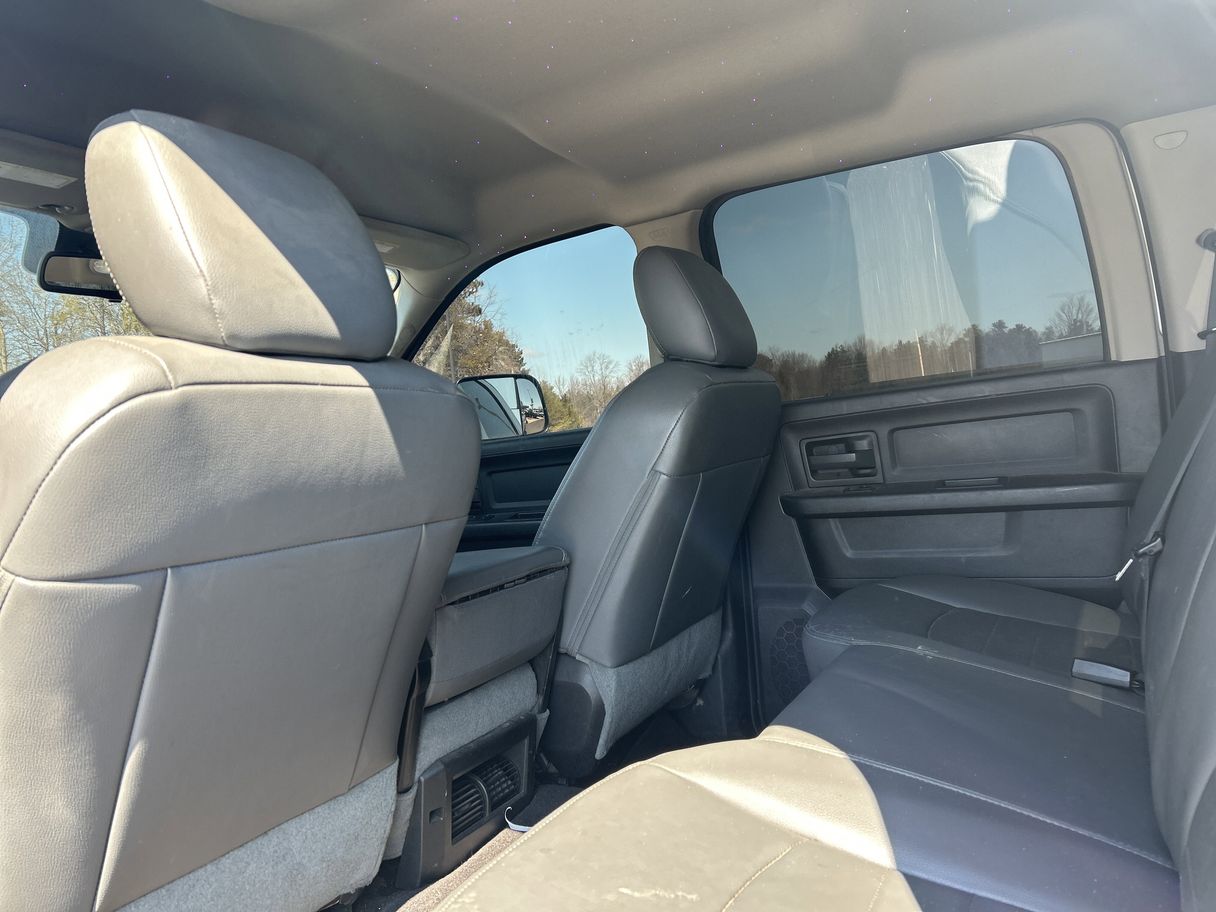 Used 2016 RAM 2500 Tradesman w/ Chrome Appearance Group image 10