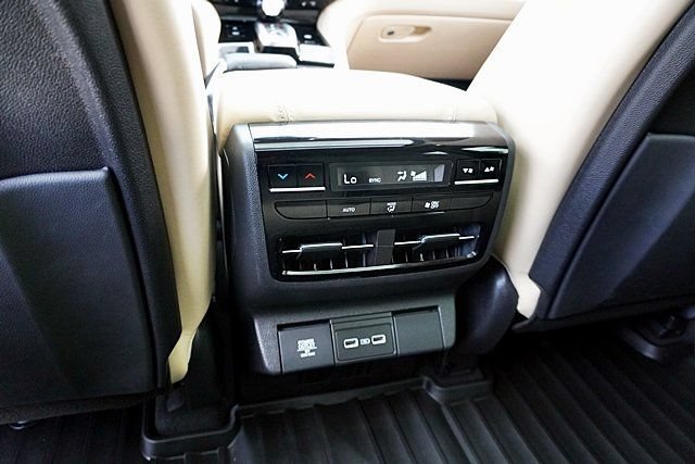 Used 2022 Acura MDX w/ Technology Package FWD image 30