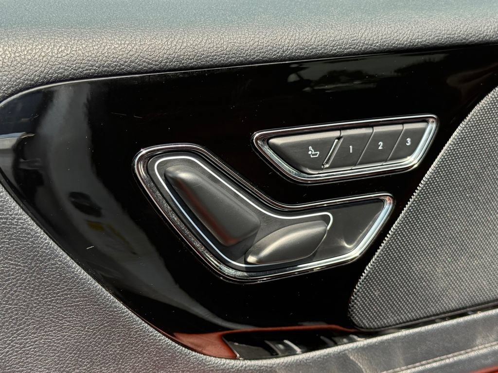 Used 2025 Lincoln Aviator Reserve AWD/4WD image 10