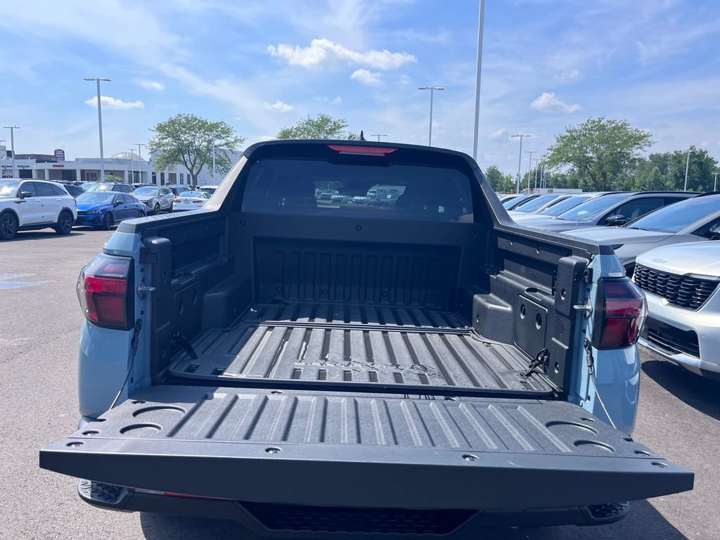 Used 2025 Hyundai Santa Cruz SEL AWD/4WD image 5