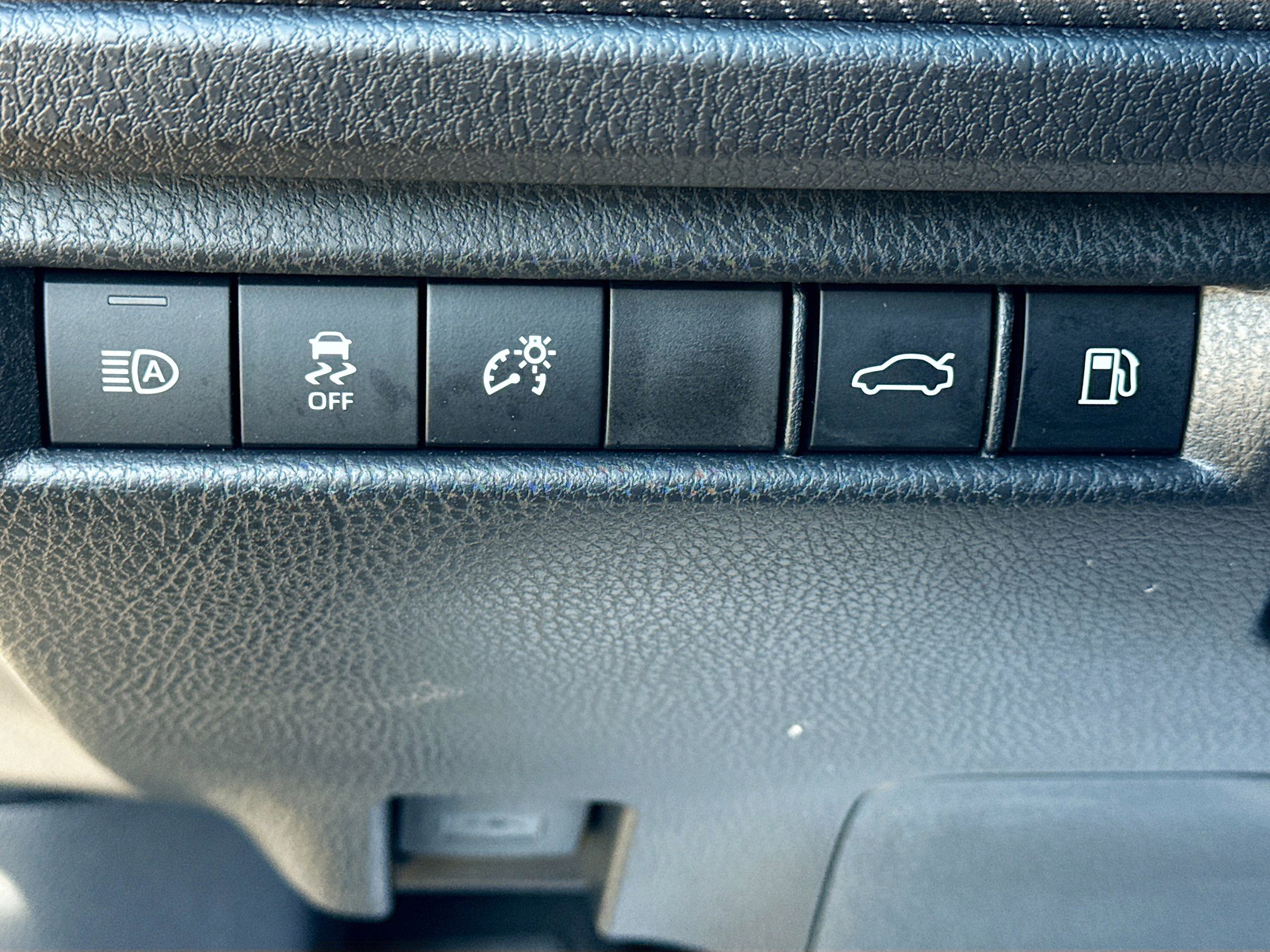 Used 2026 Toyota Camry Nightshade image 33