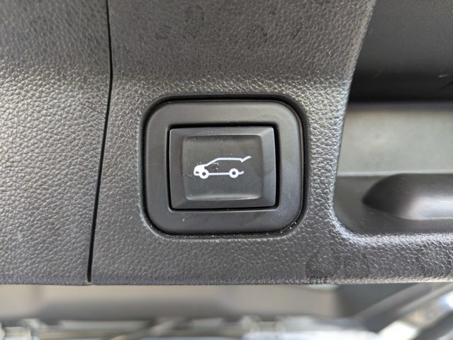Used 2020 GMC Acadia SLE w/ Driver Convenience Package FWD image 13