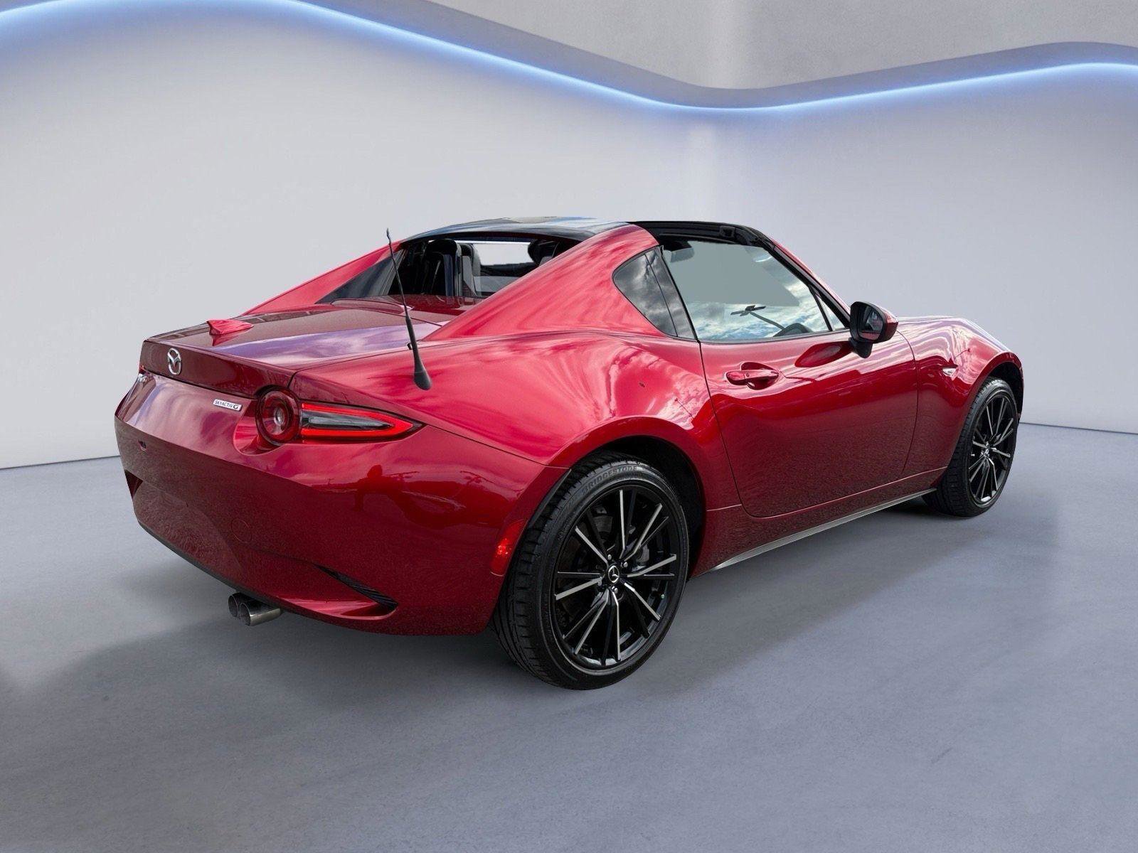 Used 2025 MAZDA MX-5 Miata RF Grand Touring image 3