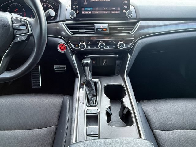 Used 2018 Honda Accord Sport image 3